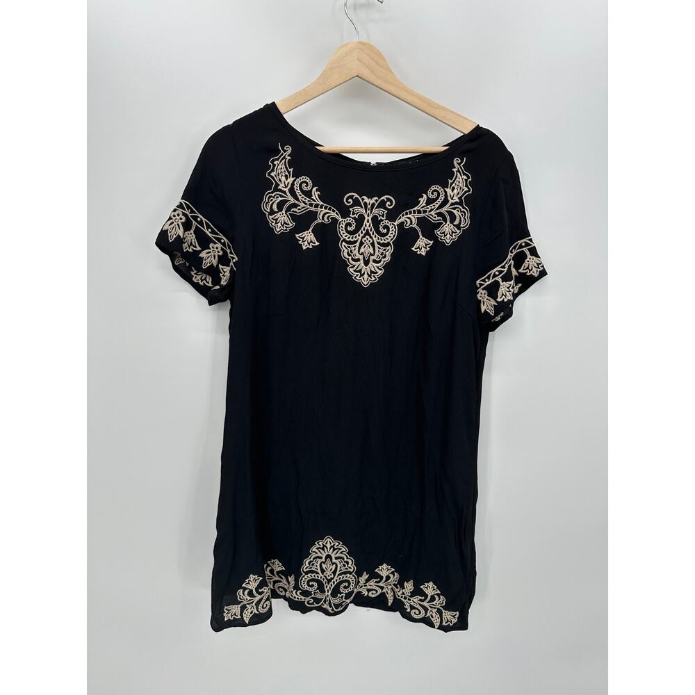 Lulu's Mini Dress Women Black Embroidered Shift Boho Size‎ Large Vaca Cruise